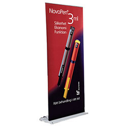 ExpoUp 27 retractable banner stand with curl-free banner installed in silber base.
